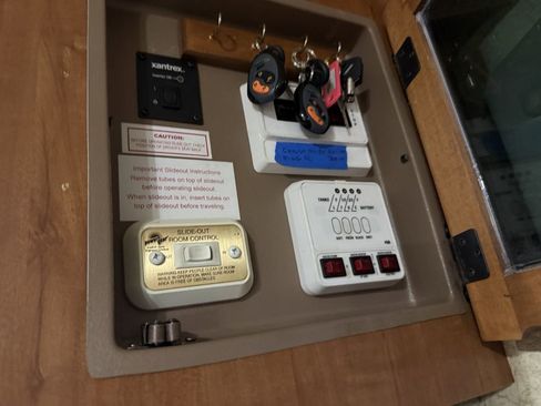 Used 2007 Ford E-450 and Econoline 450 image 49