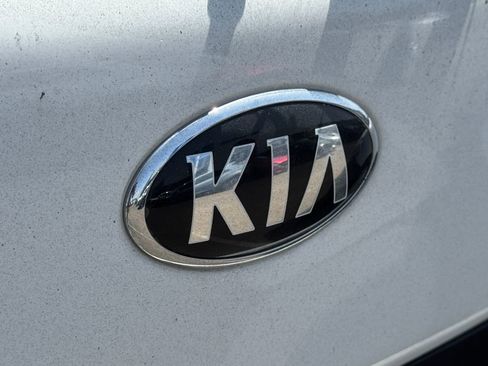 Used 2019 Kia Soul FWD image 5