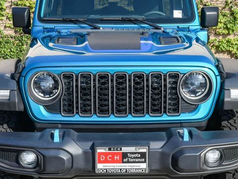 Used 2024 Jeep Wrangler Unlimited Rubicon 4xe w/ Convenience Group AWD/4WD image 5