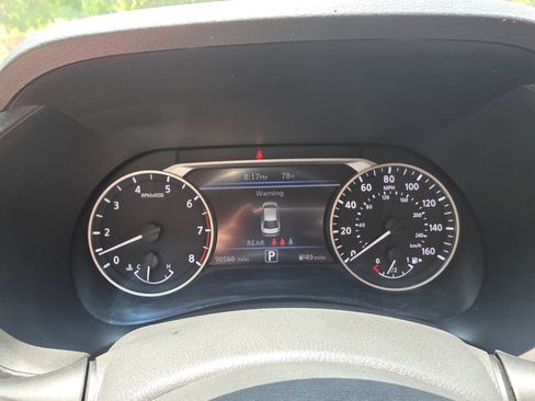 Used 2021 Nissan Sentra SR w/ SR Premium Package FWD image 17