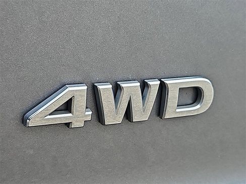 Certified 2023 Nissan Pathfinder S image 32