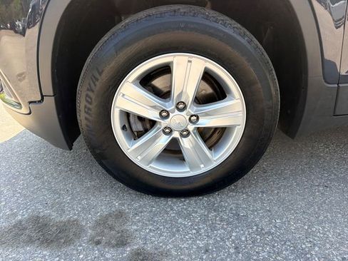 Used 2019 Chevrolet Trax LT w/ Driver Confidence Package AWD/4WD image 31