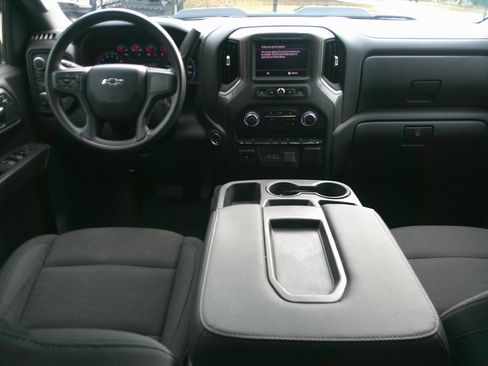 Used 2024 Chevrolet Silverado 1500 Custom Trail Boss image 30