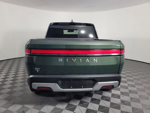 Used 2025 Rivian R1T Adventure AWD/4WD image 4
