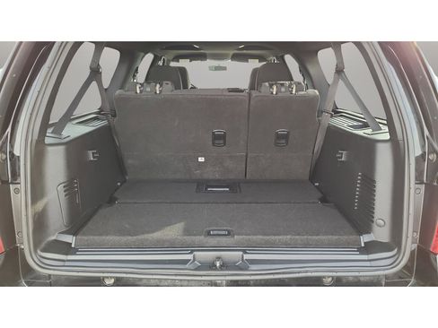 Used 2017 Ford Expedition EL XLT image 24