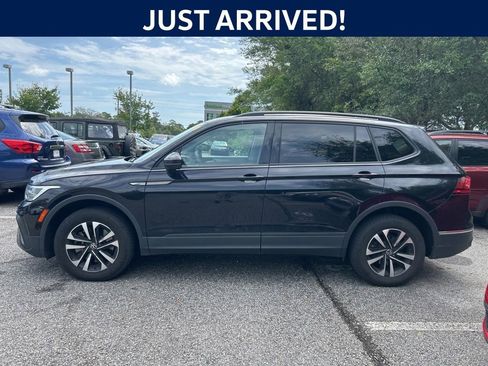 Used 2022 Volkswagen Tiguan S AWD/4WD image 3