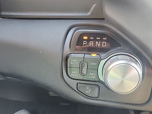 Used 2023 RAM 1500 Laramie AWD/4WD image 8