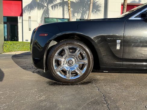 Used 2013 Rolls-Royce Ghost RWD image 10