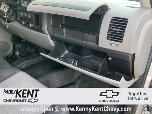 Used 2008 Chevrolet Silverado 1500 W/T image 11