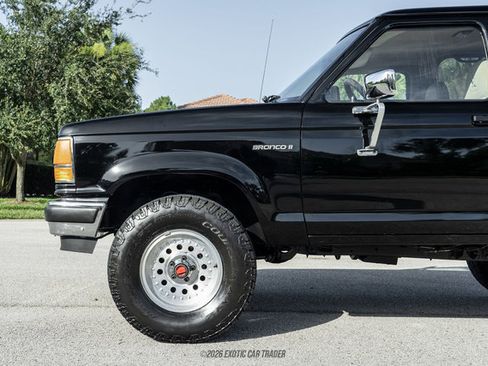 Used 1989 Ford Bronco II 4WD image 4