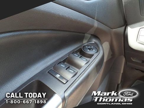 Used 2018 Ford Escape SE image 20