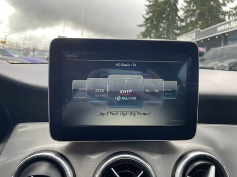 Used 2017 Mercedes-Benz CLA 250 image 16