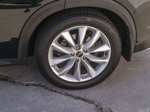 Used 2019 INFINITI QX50 Essential w/ Premium Audio Package FWD image 6