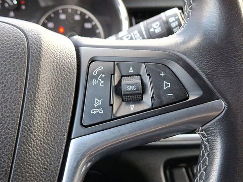 Certified 2022 Buick Encore Preferred w/ Safety Package image 18