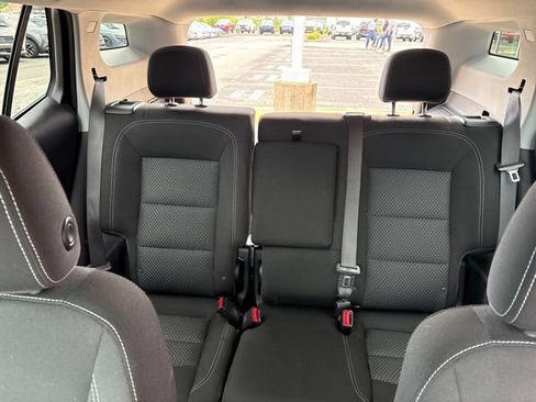 Used 2022 GMC Terrain SLE w/ Driver Convenience Package FWD image 40