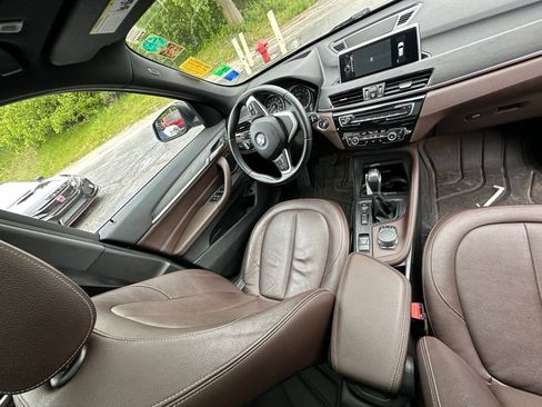 Used 2017 BMW X1 xDrive28i AWD/4WD image 5