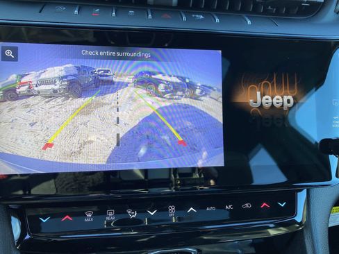 New 2026 Jeep Grand Cherokee Limited w/ Limited Altitude Package image 12