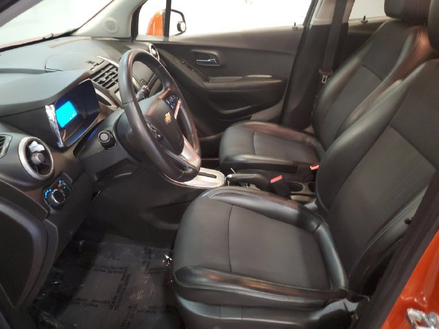 Used 2015 Chevrolet Trax LT w/ LT Plus Package AWD/4WD image 11
