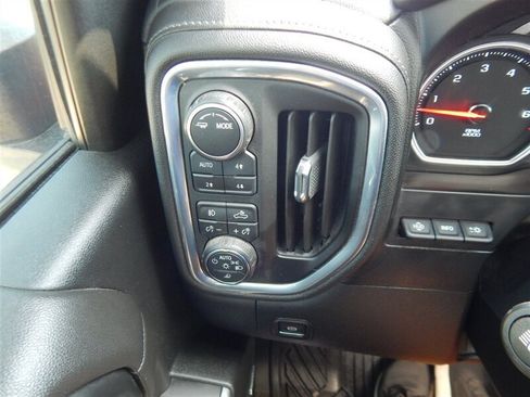 Used 2020 Chevrolet Silverado 3500 LTZ w/ Technology Package AWD/4WD image 35