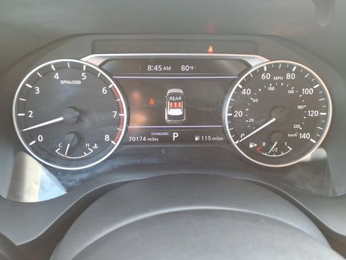 Used 2023 Nissan Rogue SV FWD image 17