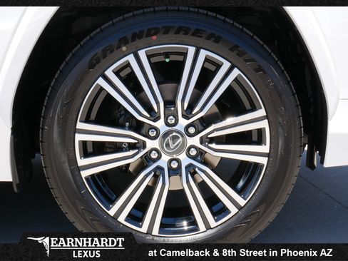New 2026 Lexus LX 600 4WD w/ Luxury Package image 13
