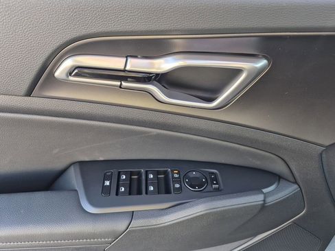 New 2026 Kia Sportage EX image 7