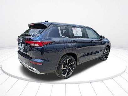 Used 2024 Mitsubishi Outlander SE