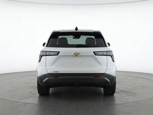 Used 2025 Chevrolet Equinox LT image 7