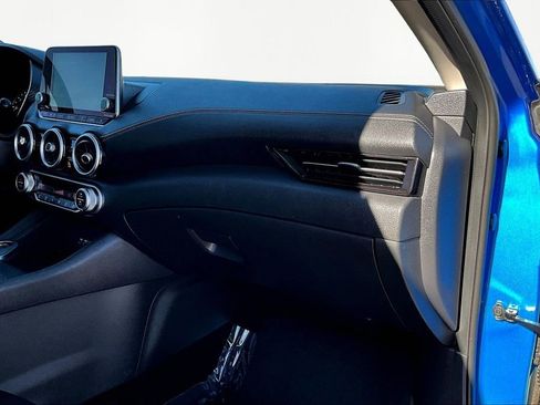 Used 2020 Nissan Sentra SV w/ Trunk Package image 16