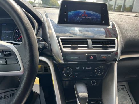 Used 2019 Mitsubishi Eclipse Cross LE AWD/4WD image 21