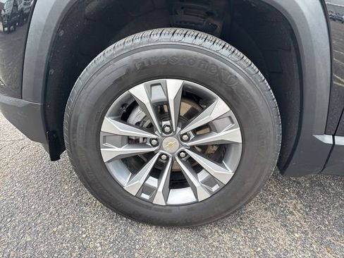 Used 2025 Chevrolet Equinox LT FWD image 22