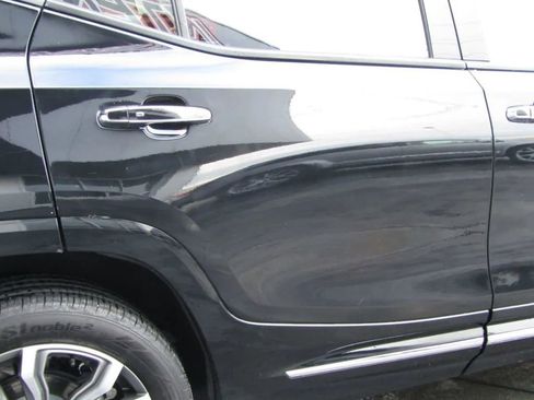 Used 2018 GMC Terrain Denali w/ Comfort Package image 30