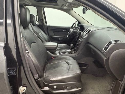Used 2012 GMC Acadia Denali image 31