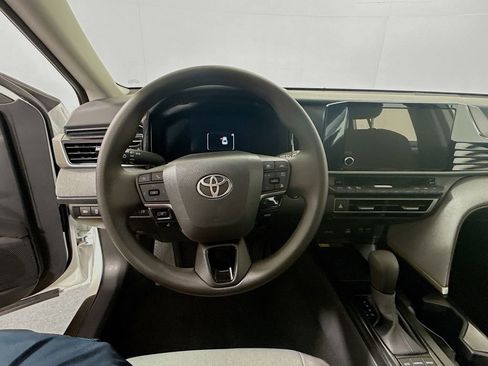 Certified 2025 Toyota Camry LE w/ Convenience Package image 11