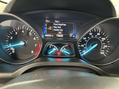 Used 2017 Ford Escape Titanium AWD/4WD image 13