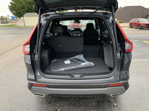 Used 2026 Honda CR-V Sport-L image 17