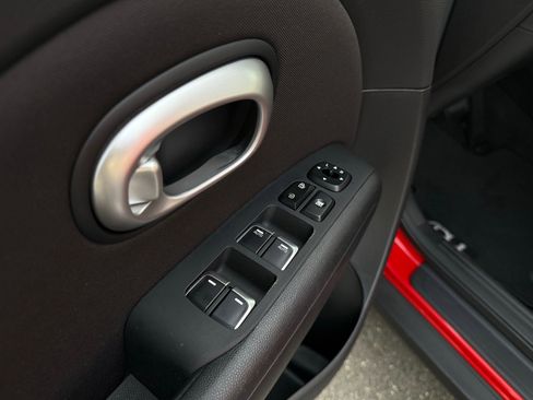 Used 2019 Kia Soul + image 23