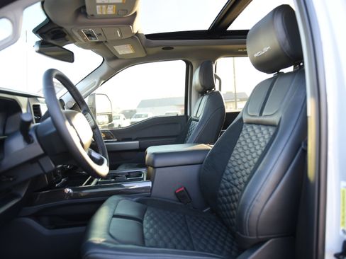 New 2026 Ford F250 Lariat w/ Black Appearance Package image 26