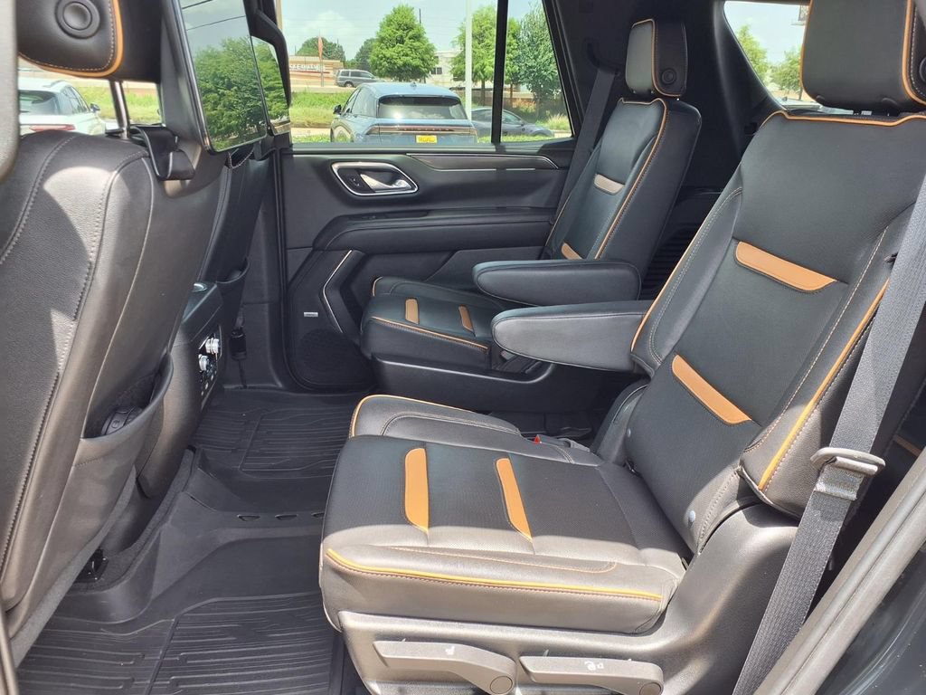 Used 2023 GMC Yukon AT4 w/ AT4 Premium Package AWD/4WD image 25