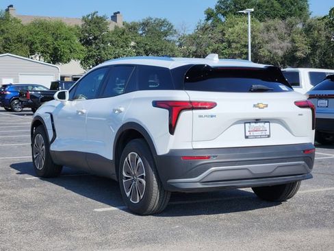 Used 2024 Chevrolet Blazer EV LT AWD/4WD image 3