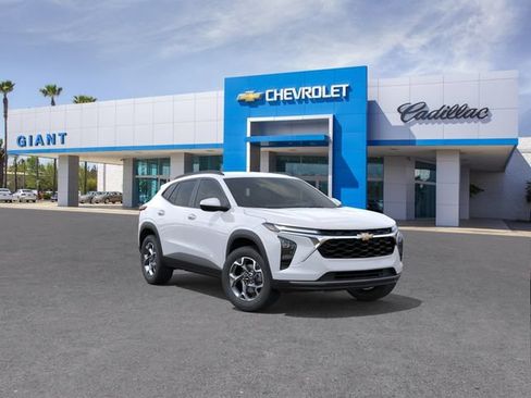 New 2026 Chevrolet Trax LT w/ Driver Confidence Package FWD image 27