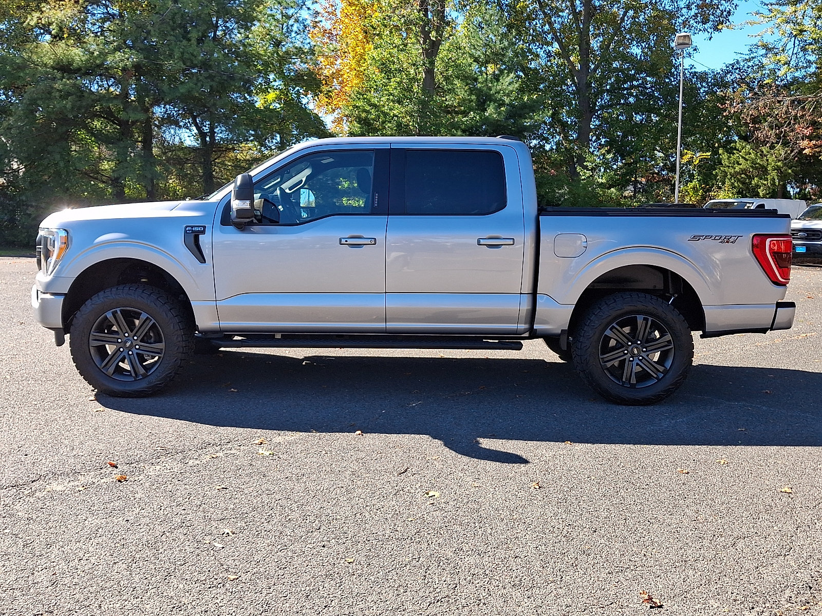 Used 2021 Ford F150 XLT w/ Equipment Group 302A High AWD/4WD image 4