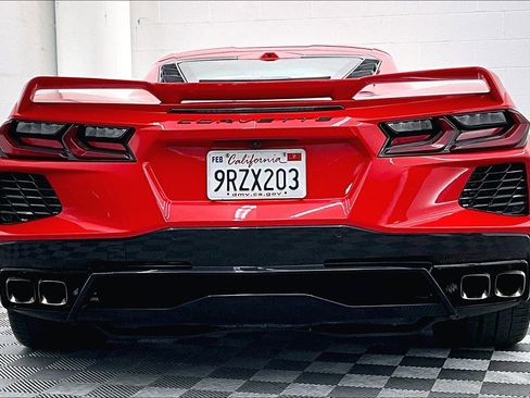 Used 2021 Chevrolet Corvette Stingray Preferred Cpe w/ Z51 Performance Package image 3