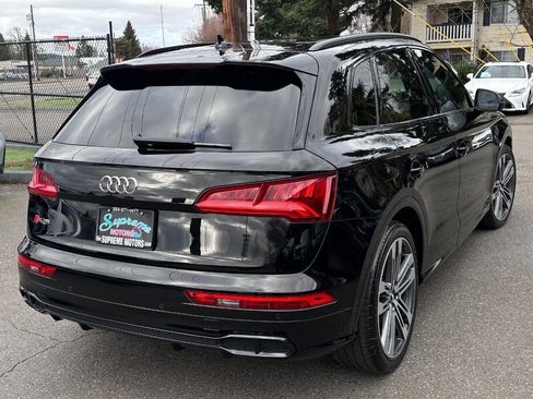 Used 2020 Audi SQ5 Premium Plus w/ Premium Plus Package image 19