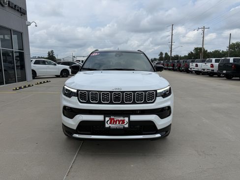 Used 2025 Jeep Compass Limited w/ Elite Group AWD/4WD image 29