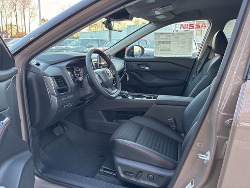 New 2026 Nissan Rogue Rock Creek image 14