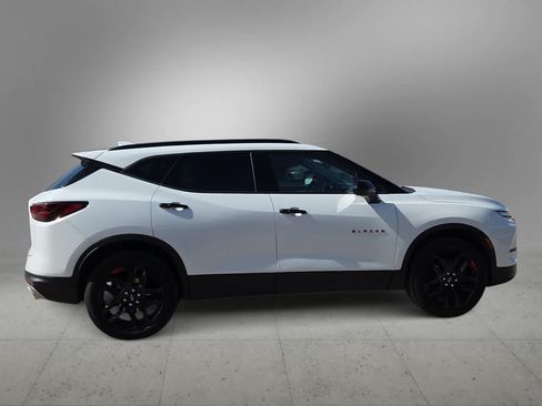 Used 2024 Chevrolet Blazer LT w/ Redline Edition FWD image 9
