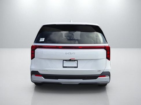 New 2026 Kia Carnival LXS FWD image 5