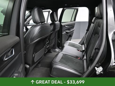 Used 2025 Jeep Grand Cherokee Altitude AWD/4WD image 29