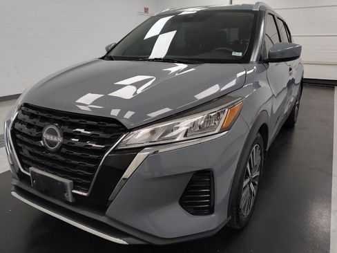 Used 2022 Nissan Kicks SV FWD image 15